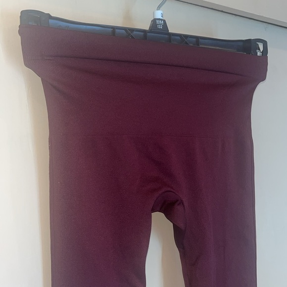 Shapermint leggings in deep magenta size S P in preowned condition - Picture 2 of 8